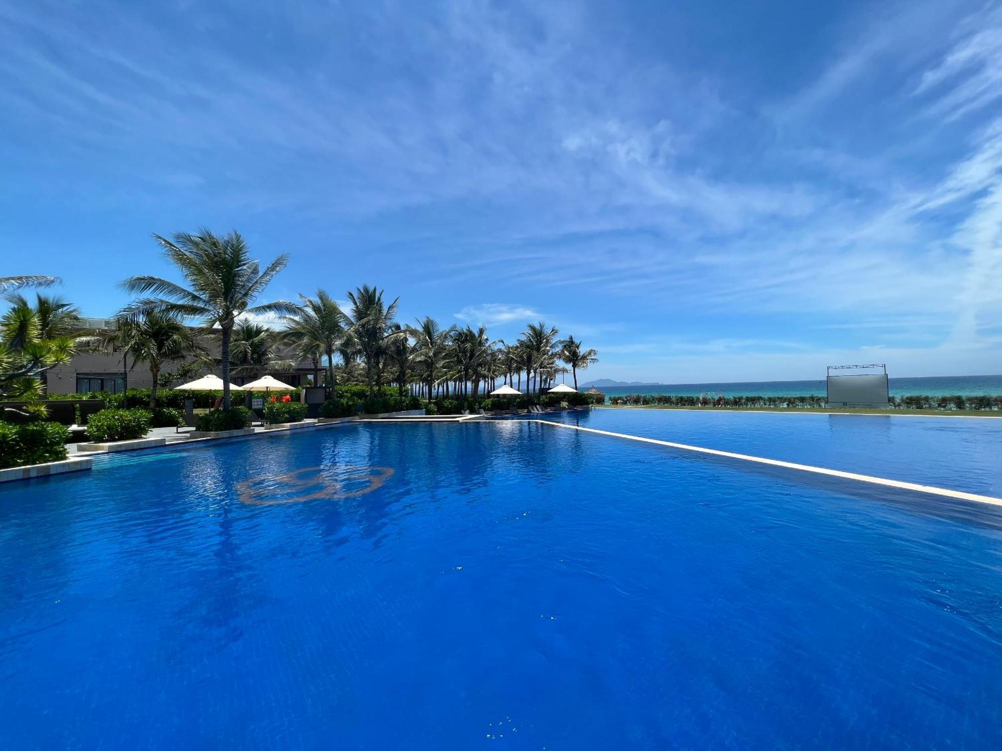 Sea View Villa In Wyndham Garden Cam Ranh Nha Trang Exterior photo